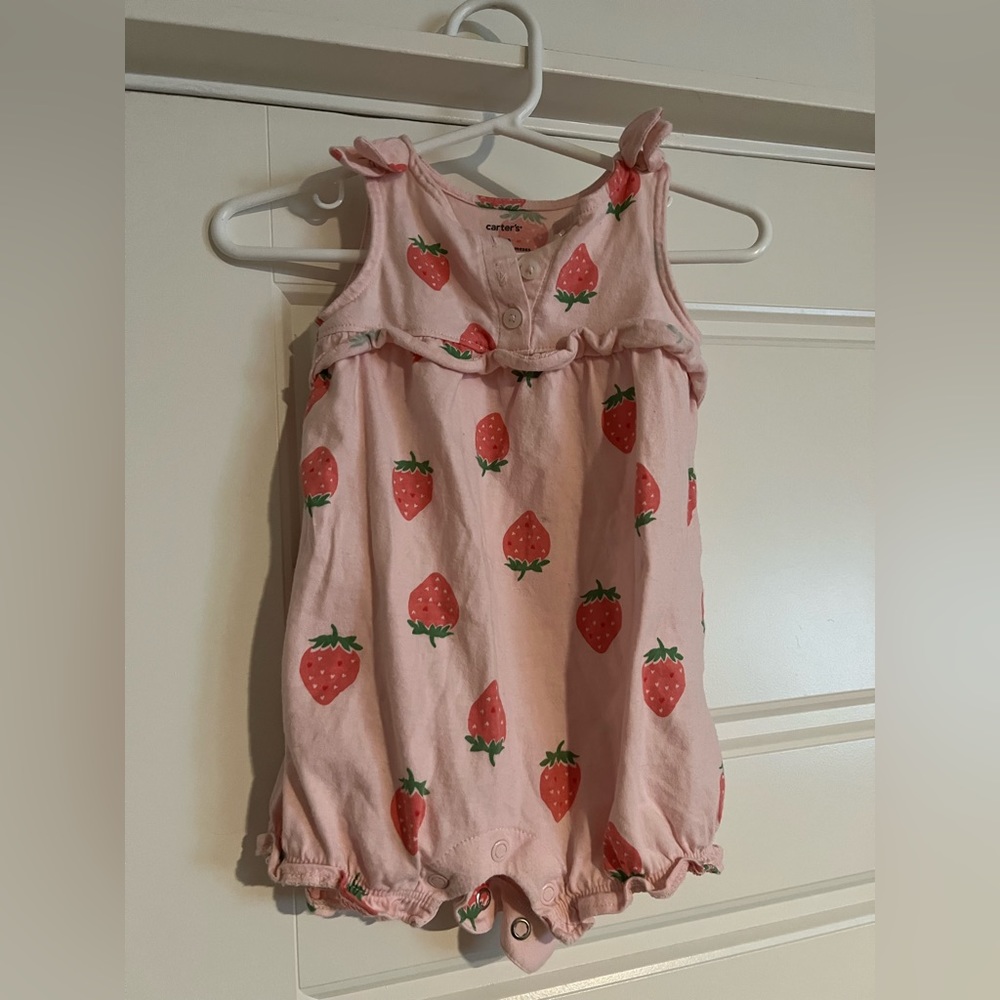 $3 ADD ON old navy romper Strawberry dress 6M Floral carter’s little co.‎ Set